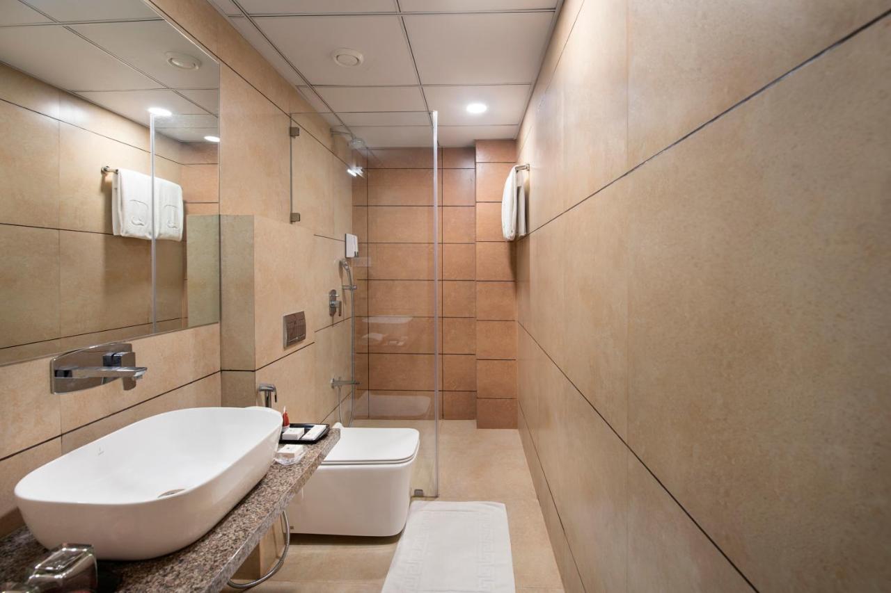 Sk Lords Inn Ahmedabad Buitenkant foto