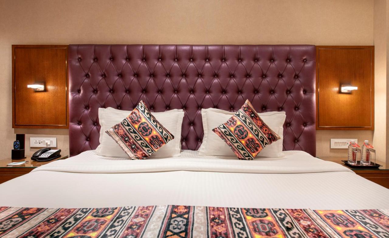 Sk Lords Inn Ahmedabad Buitenkant foto
