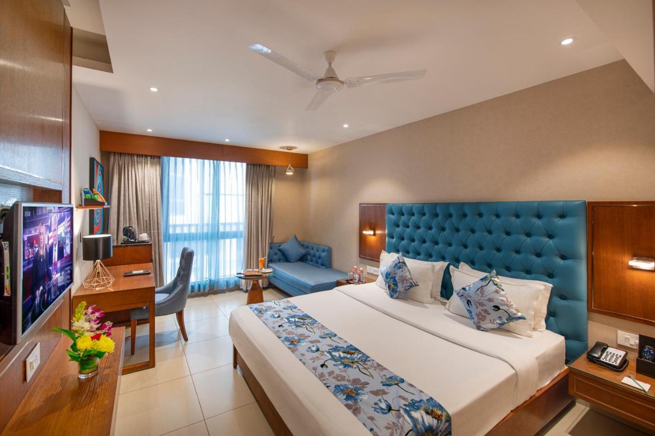 Sk Lords Inn Ahmedabad Buitenkant foto