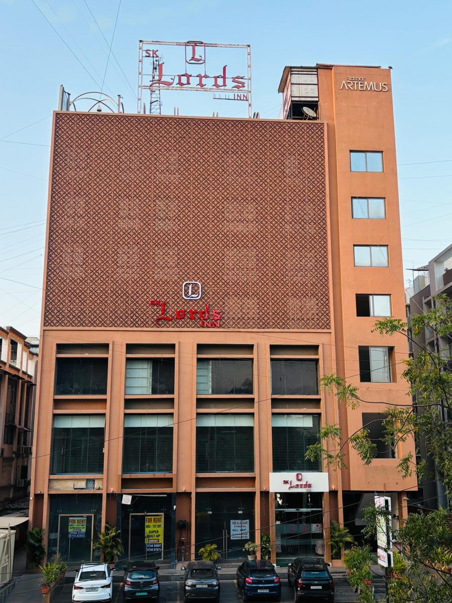 Sk Lords Inn Ahmedabad Buitenkant foto